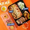 Supreme Kama Custom Made People Box| Triple Cheese Bolognese Macaroni with Crayfish| Panna Cotta| Catering and Takeout Services