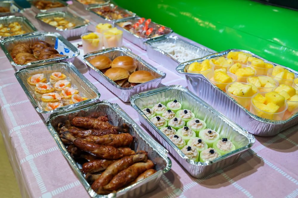 Kama Delivery 自選小食套餐 客人回圖 2 - 同類食物放置於錫紙盒內