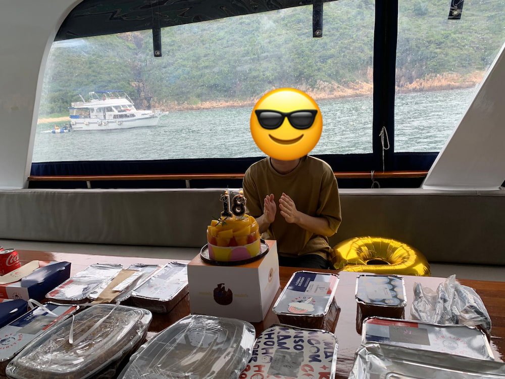 在船上舉行生日會,並預訂到會美食